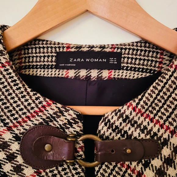 ZARA CAPE - Picture 4 of 4